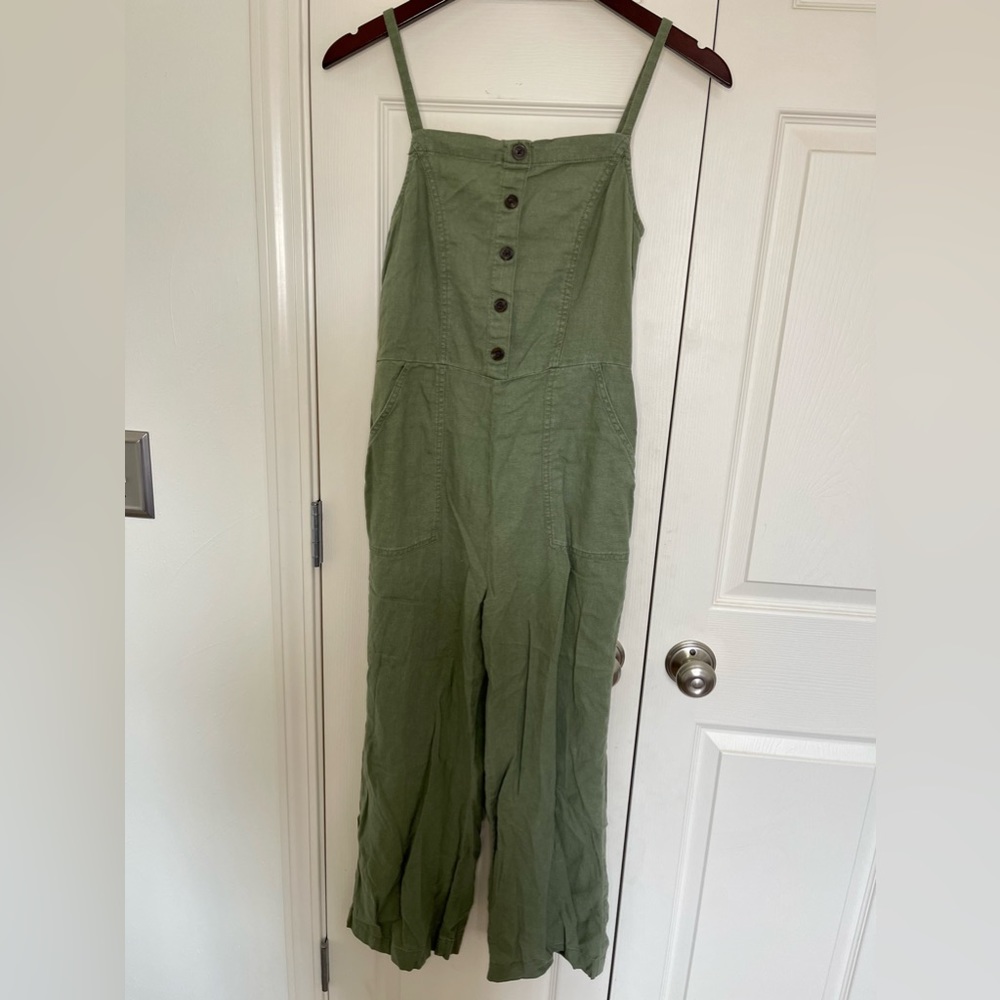 Green Spaghetti Strap jumpsuit with buttons